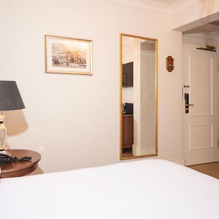 Ebel Boutique Hotel Tirana Bagian luar foto