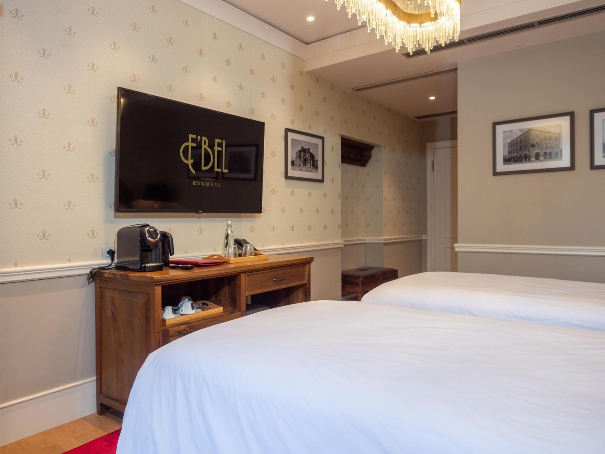 Ebel Boutique Hotel Tirana Bagian luar foto