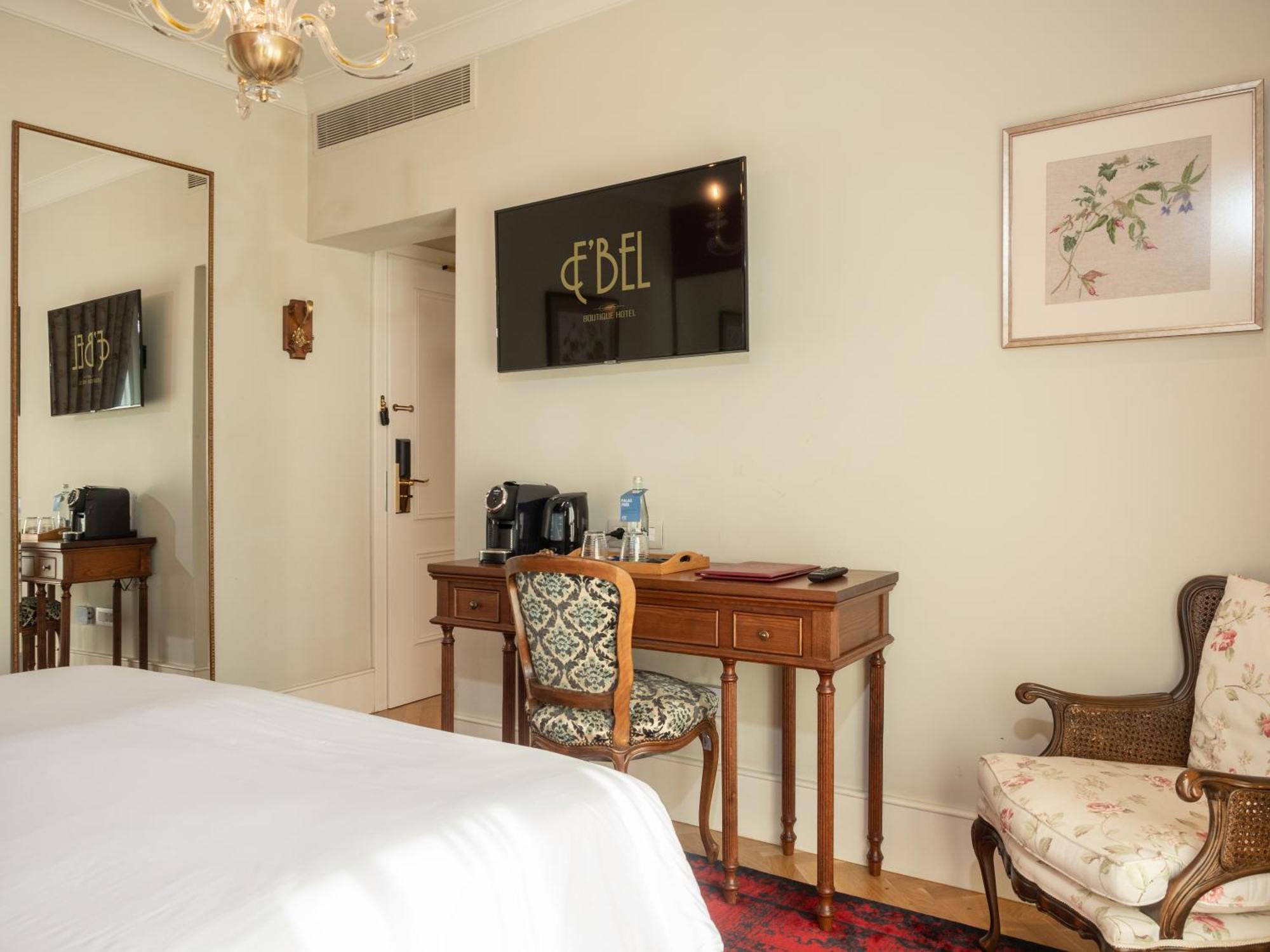 Ebel Boutique Hotel Tirana Bagian luar foto